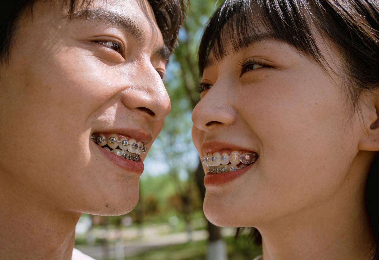 广州25岁矫正牙齿真的晚了吗？过来人告诉你可行的方法与时间