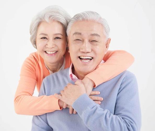 广州60多岁老人种牙到底要花多少钱?2026最新费用明细
